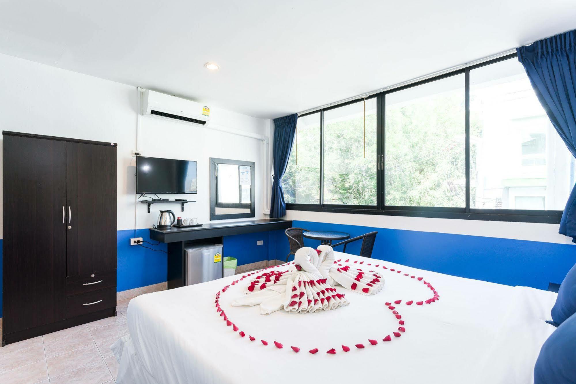 Chaweng Skybar Guesthouse Бопхут Экстерьер фото